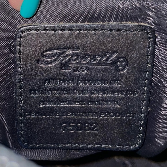 Fossil Vintage Messenger Black Crossbody 75082 Pebbled Leather Minimalist Travel - Picture 8 of 10